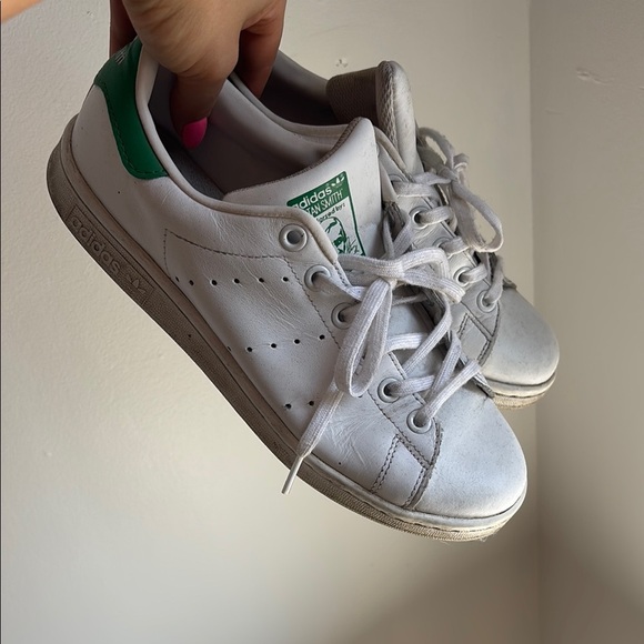 Adidas White and Green Mens Sneakers - Picture 3 of 4